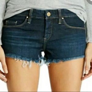 BlankNYC little queenie denim shorts size 26